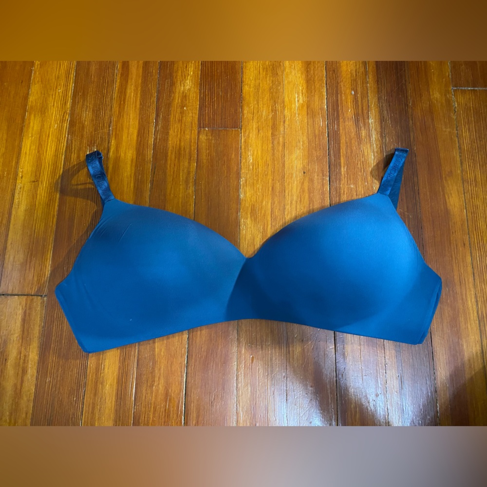 Victoria's Secret The T-shirt Lightly Lined Smooth Micro-Rib Wireless Bra